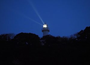 灯台の光