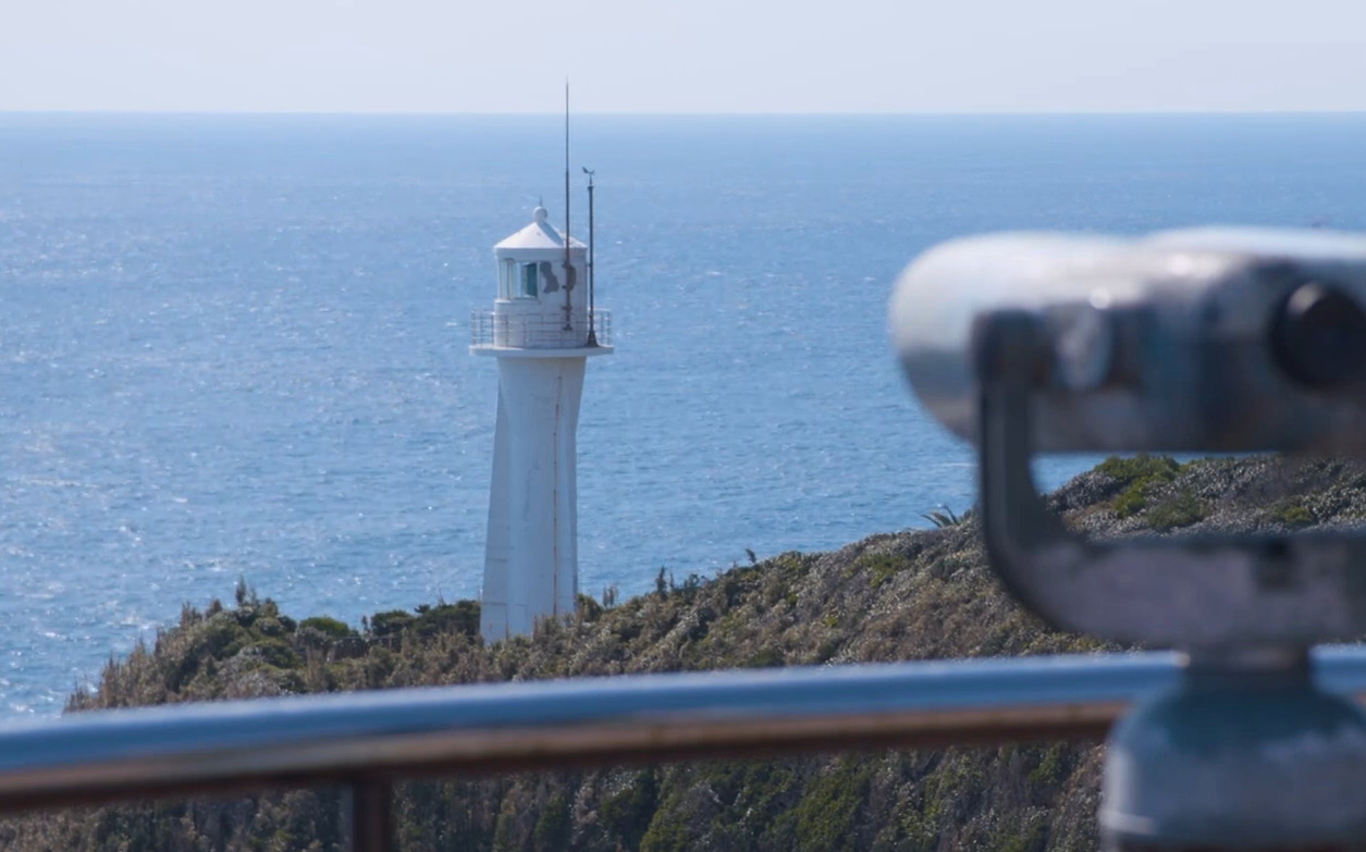 歴史を紐解くことで、灯台が作られた理由や船との関連性がわかってくる